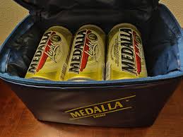 Medalla: The Aluminum Blood of the Boricua Beach Cooler